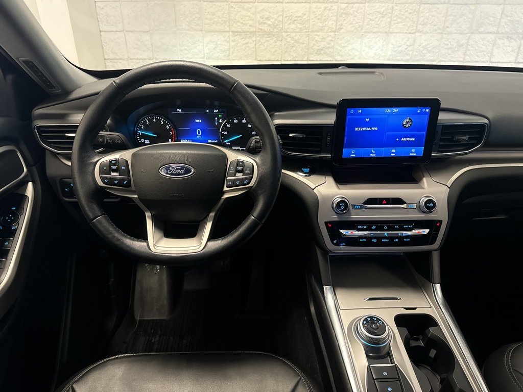 Certified 2023 Ford Explorer XLT w/ Equipment Group 202A image 5