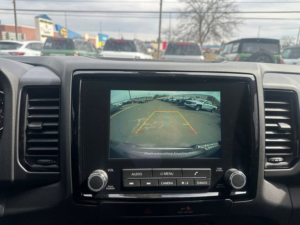 Used 2023 Nissan Frontier SV w/ Midnight Edition Package image 16