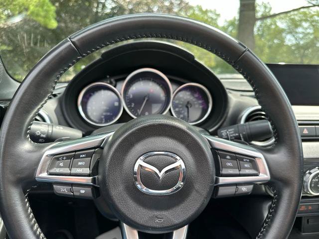 Used 2025 MAZDA MX-5 Miata RF Grand Touring RWD image 11