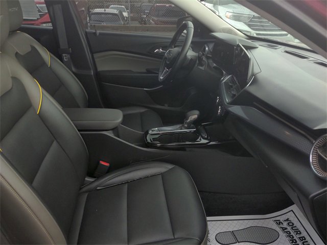 Used 2024 Chevrolet Trax ACTIV w/ Driver Confidence Package image 18