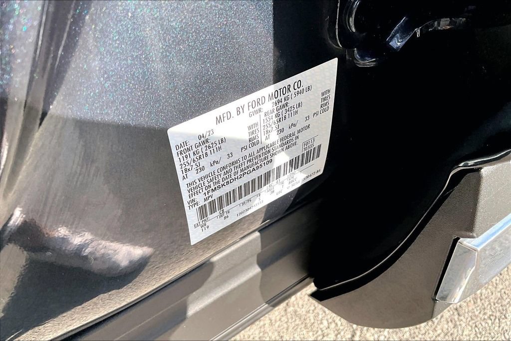 Certified 2023 Ford Explorer XLT AWD/4WD image 32