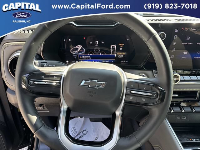Used 2025 Chevrolet Colorado ZR2 w/ Technology Package AWD/4WD image 25