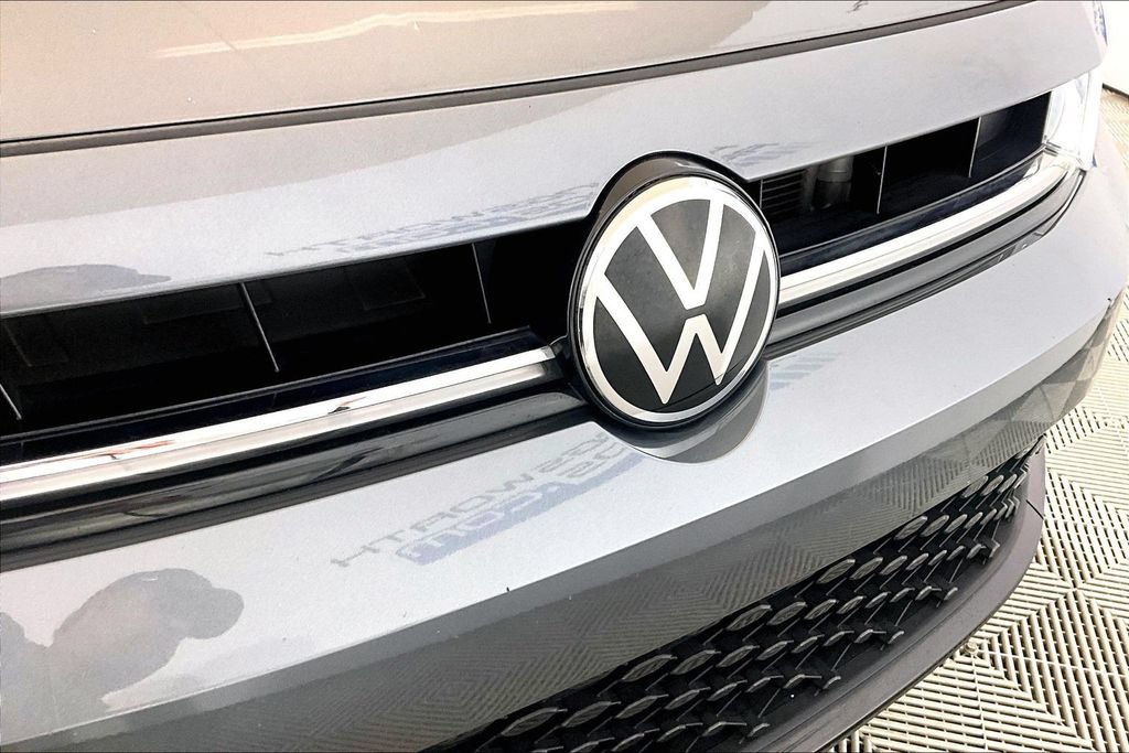 Used 2025 Volkswagen Jetta Sport FWD image 23