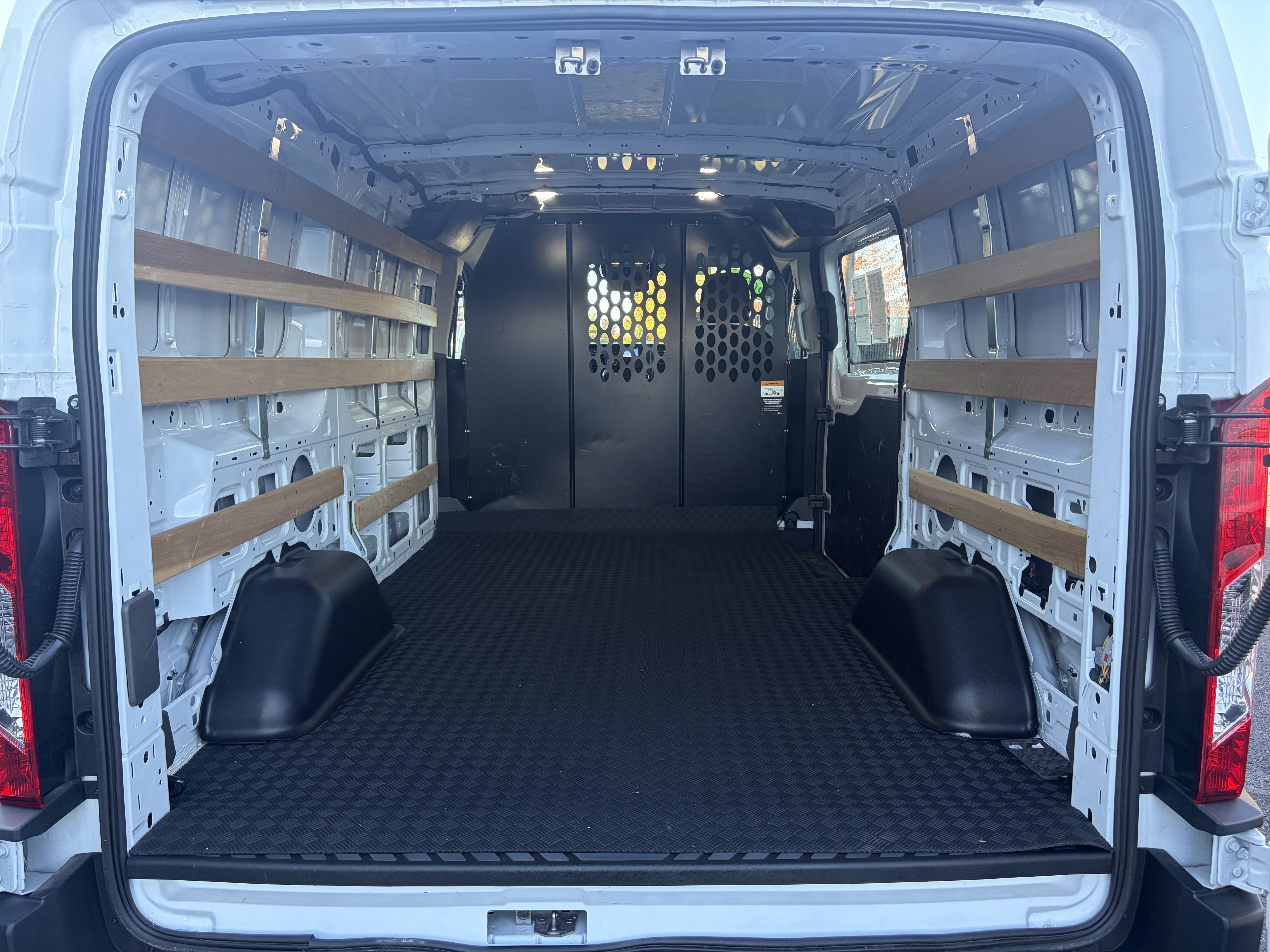 Certified 2025 Ford Transit 250 Low Roof w/ Exterior Upgrade Package RWD image 11
