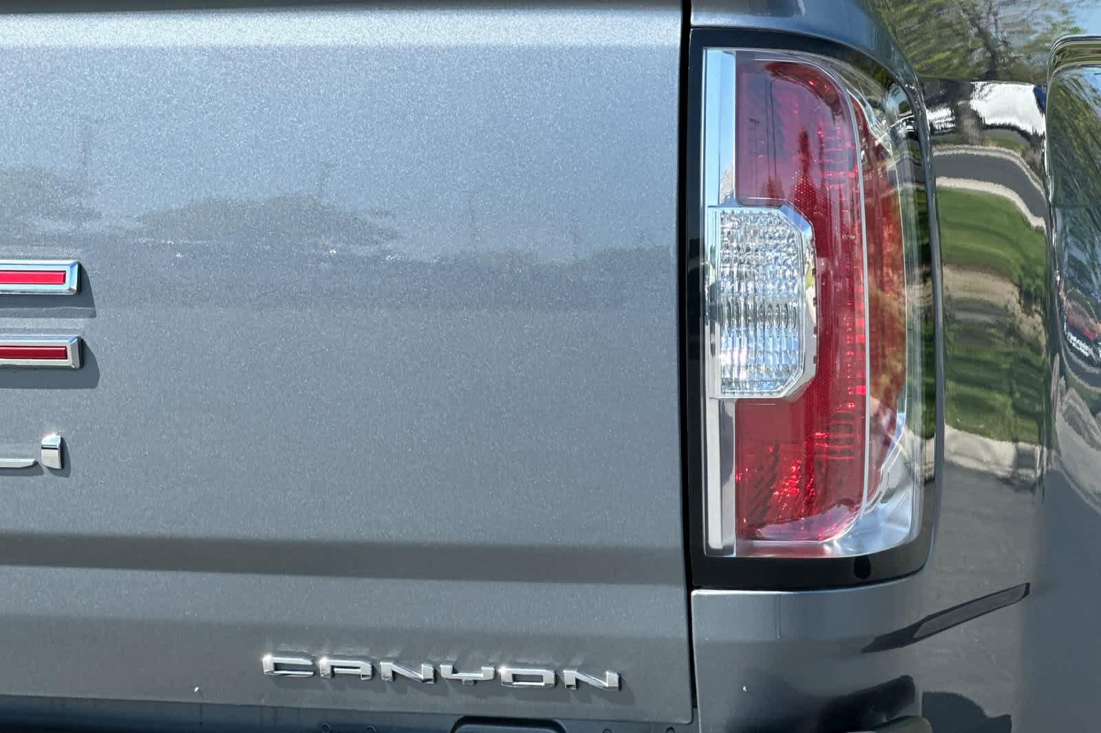 Used 2021 GMC Canyon Denali AWD/4WD image 25
