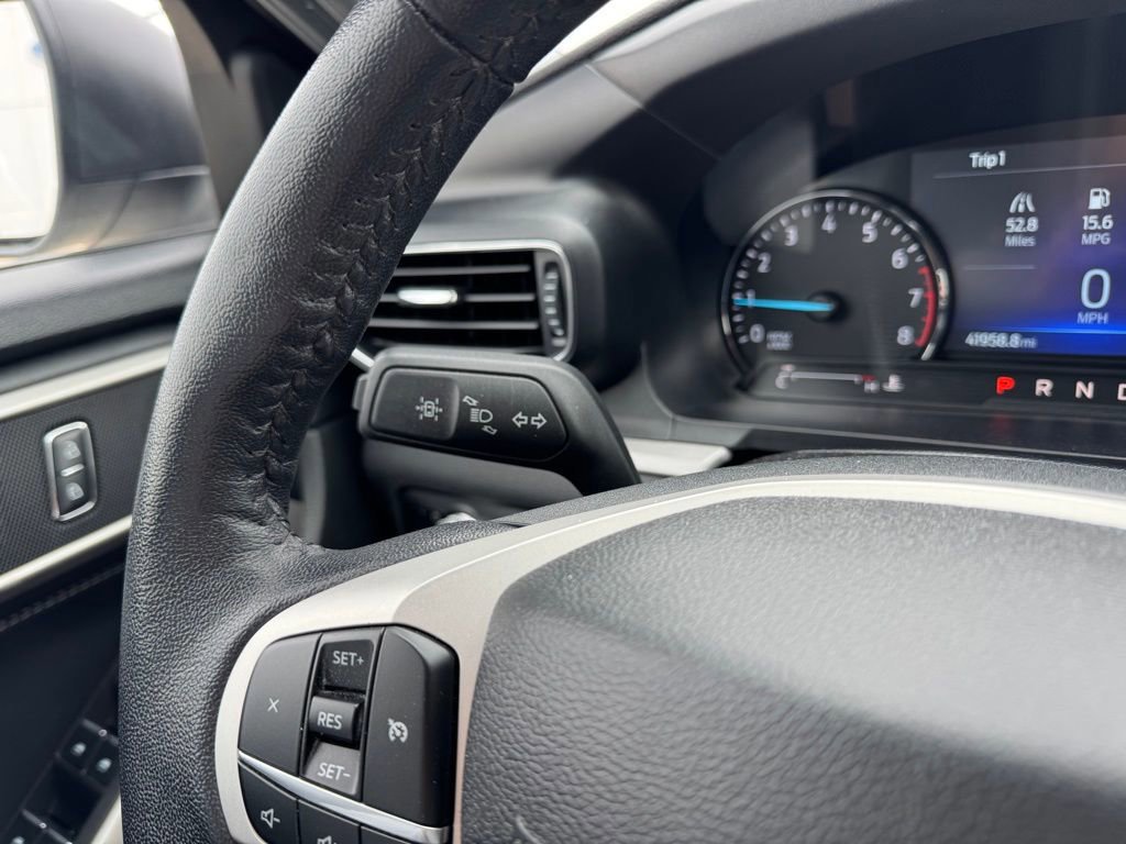 Certified 2023 Ford Explorer XLT w/ Equipment Group 202A image 18