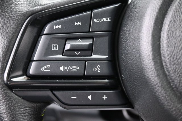 Used 2025 Subaru Outback Onyx Edition XT AWD/4WD image 17
