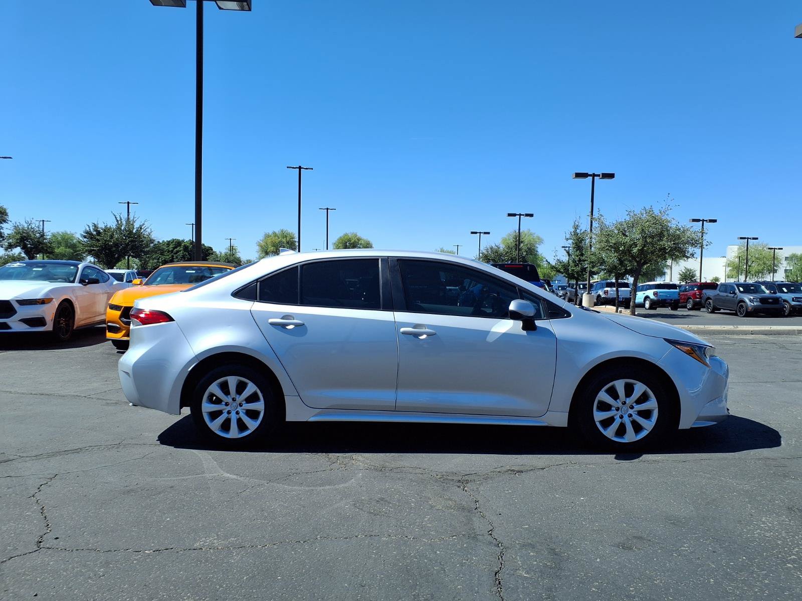 Used 2024 Toyota Corolla LE FWD image 7