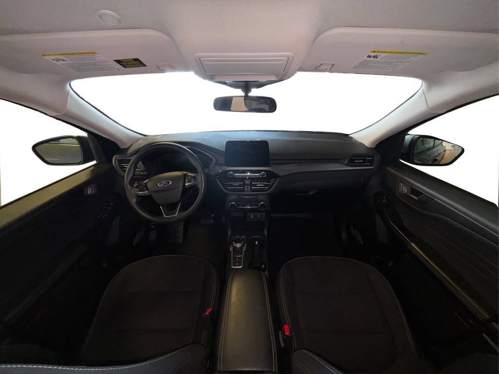 Certified 2025 Ford Escape Active AWD/4WD image 20