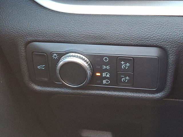 Certified 2022 Ford Explorer XLT image 23