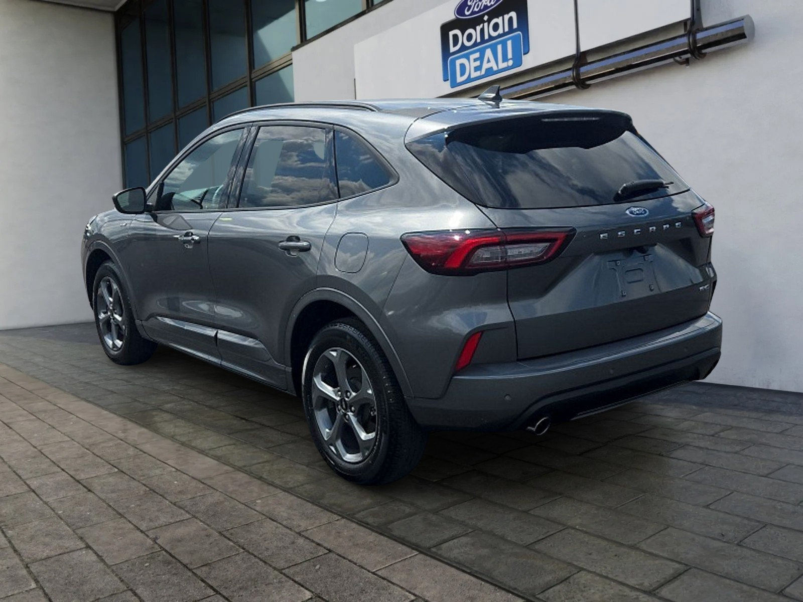 Certified 2023 Ford Escape ST-Line w/ Tech Pack #1 AWD/4WD image 5