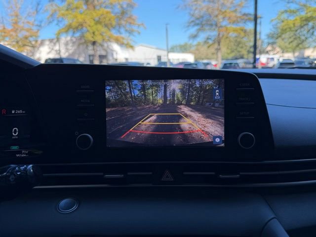 Used 2023 Hyundai Elantra SEL w/ Cargo Package image 14