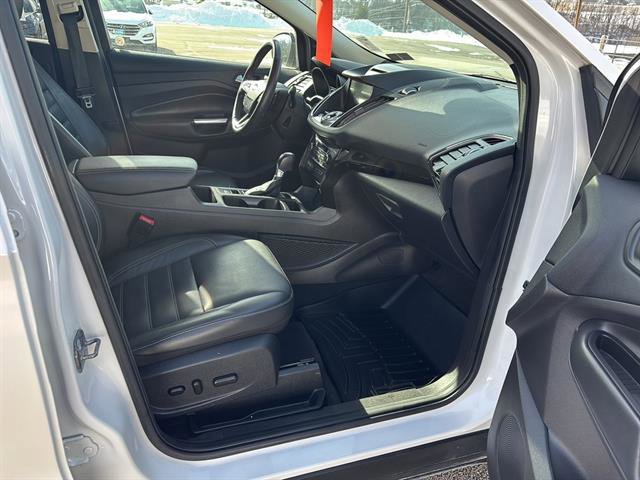 Certified 2017 Ford Escape Titanium w/ Equipment Group 301A image 20