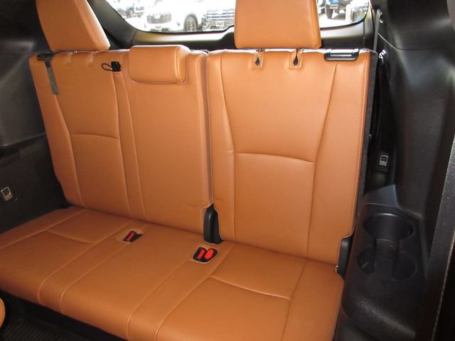 Used 2022 Toyota Highlander Platinum FWD image 27