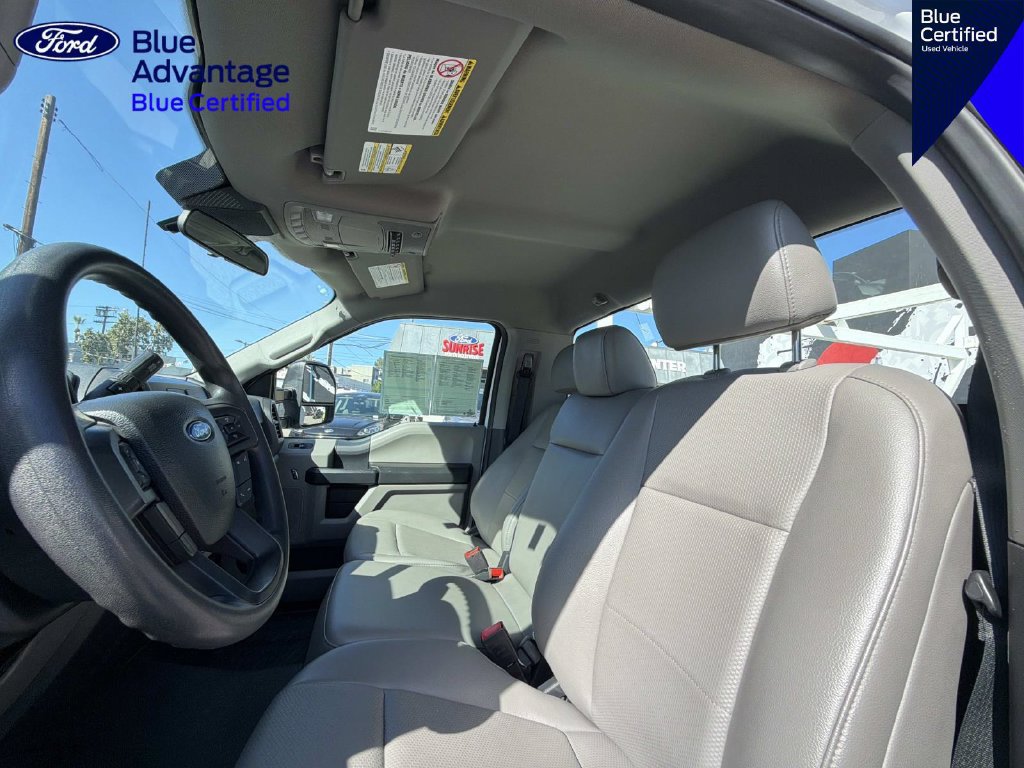 Certified 2022 Ford F550 Luxury RWD image 20