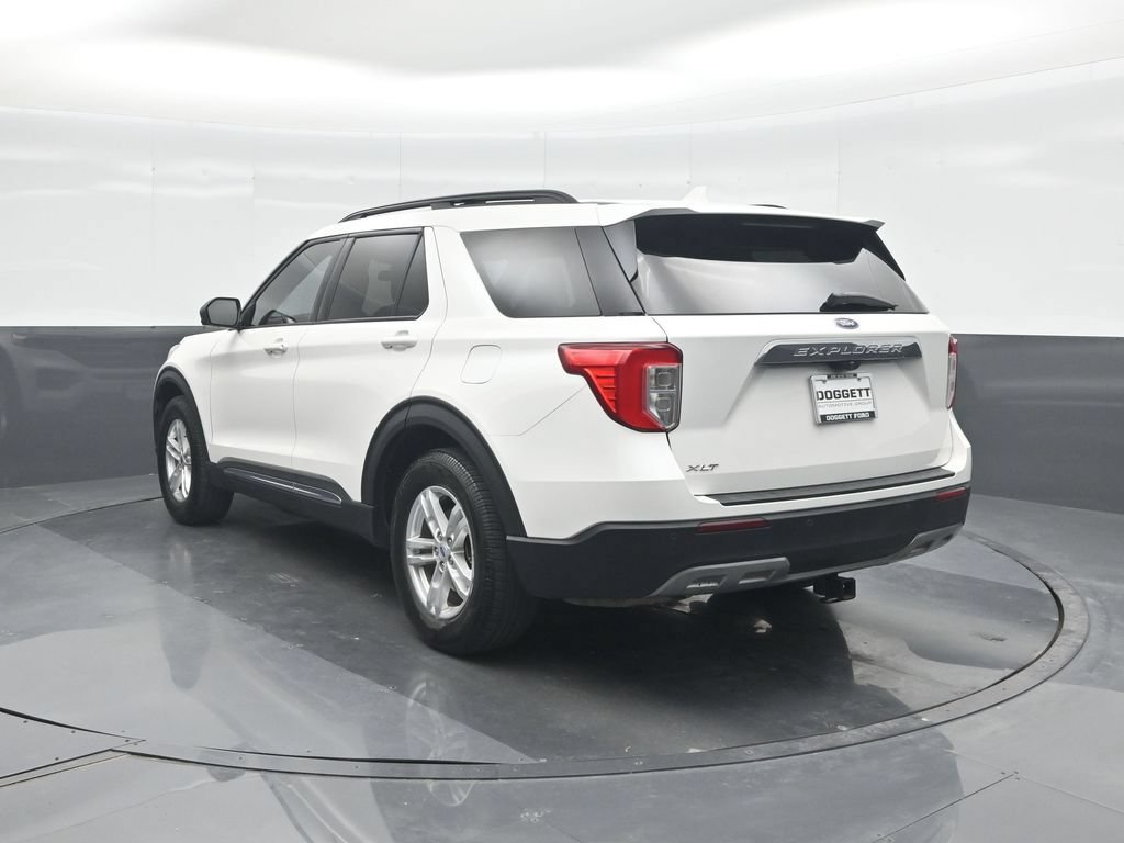 Certified 2023 Ford Explorer XLT w/ Equipment Group 202A RWD image 22
