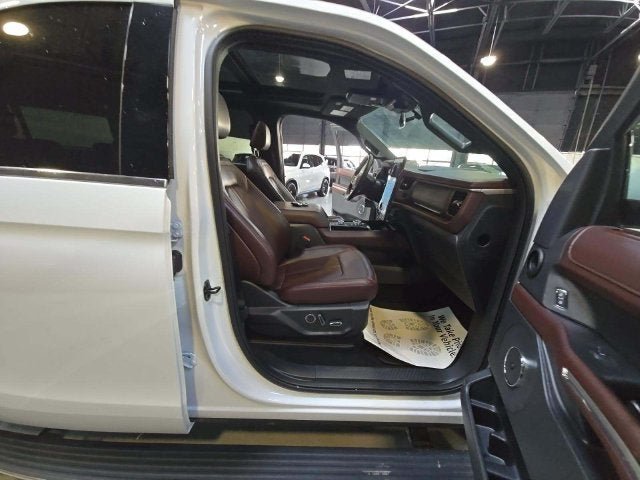 Certified 2024 Ford Expedition Max Limited AWD/4WD image 18