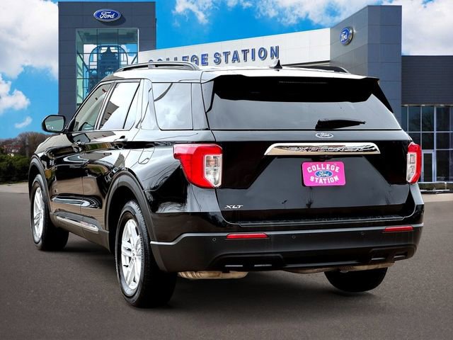 Certified 2024 Ford Explorer XLT image 4