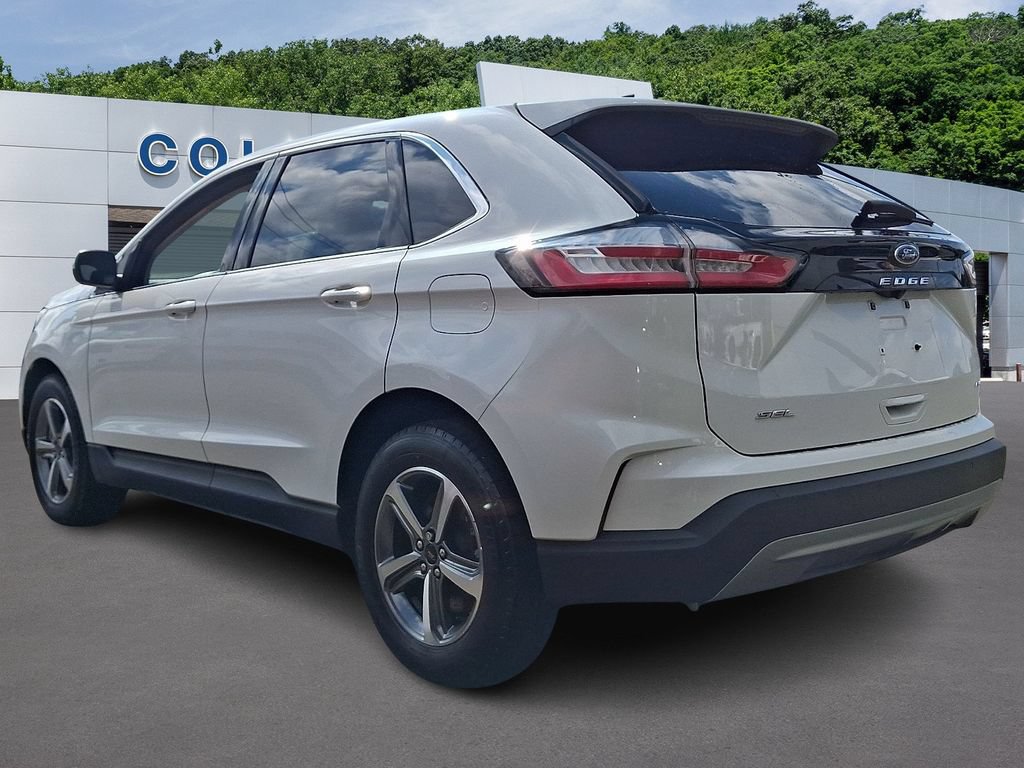 Certified 2023 Ford Edge SEL w/ Convenience Package AWD/4WD image 4