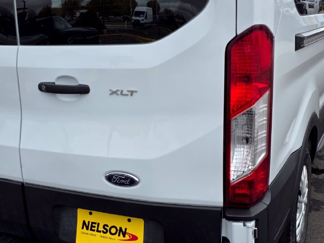 Certified 2022 Ford Transit 350 XLT RWD image 9