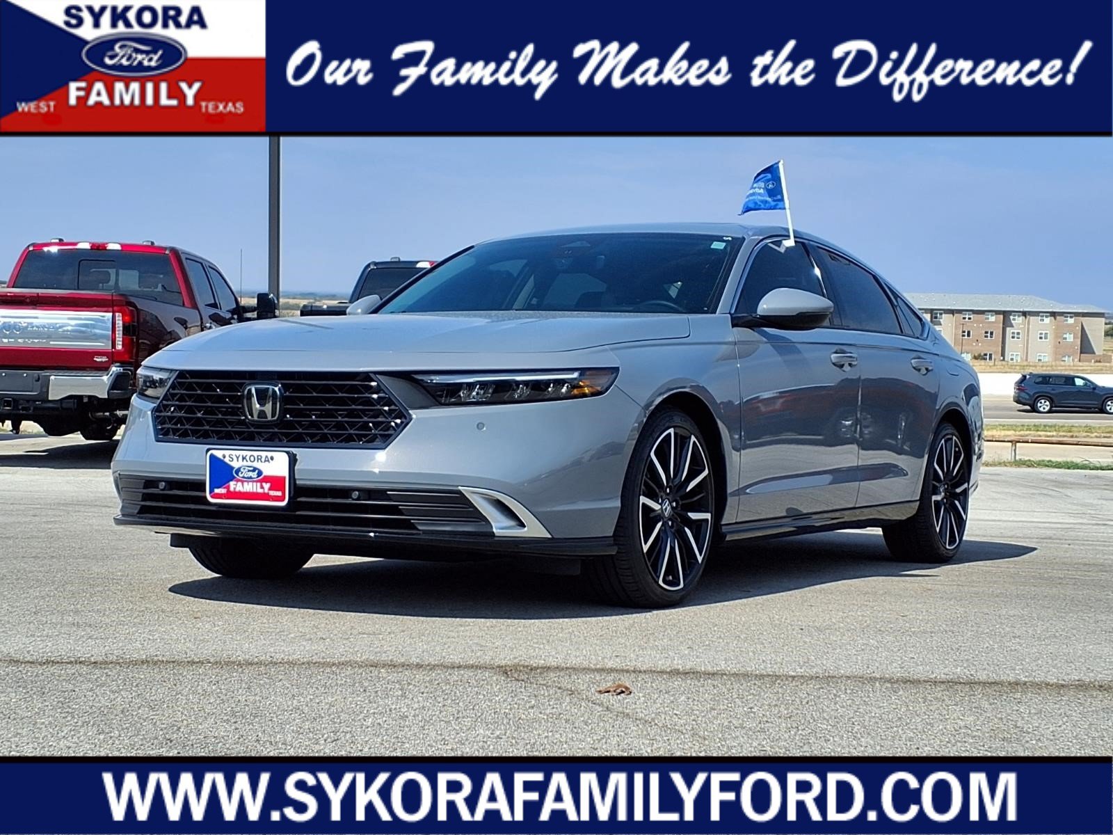 Used 2026 Honda Accord Touring image 1