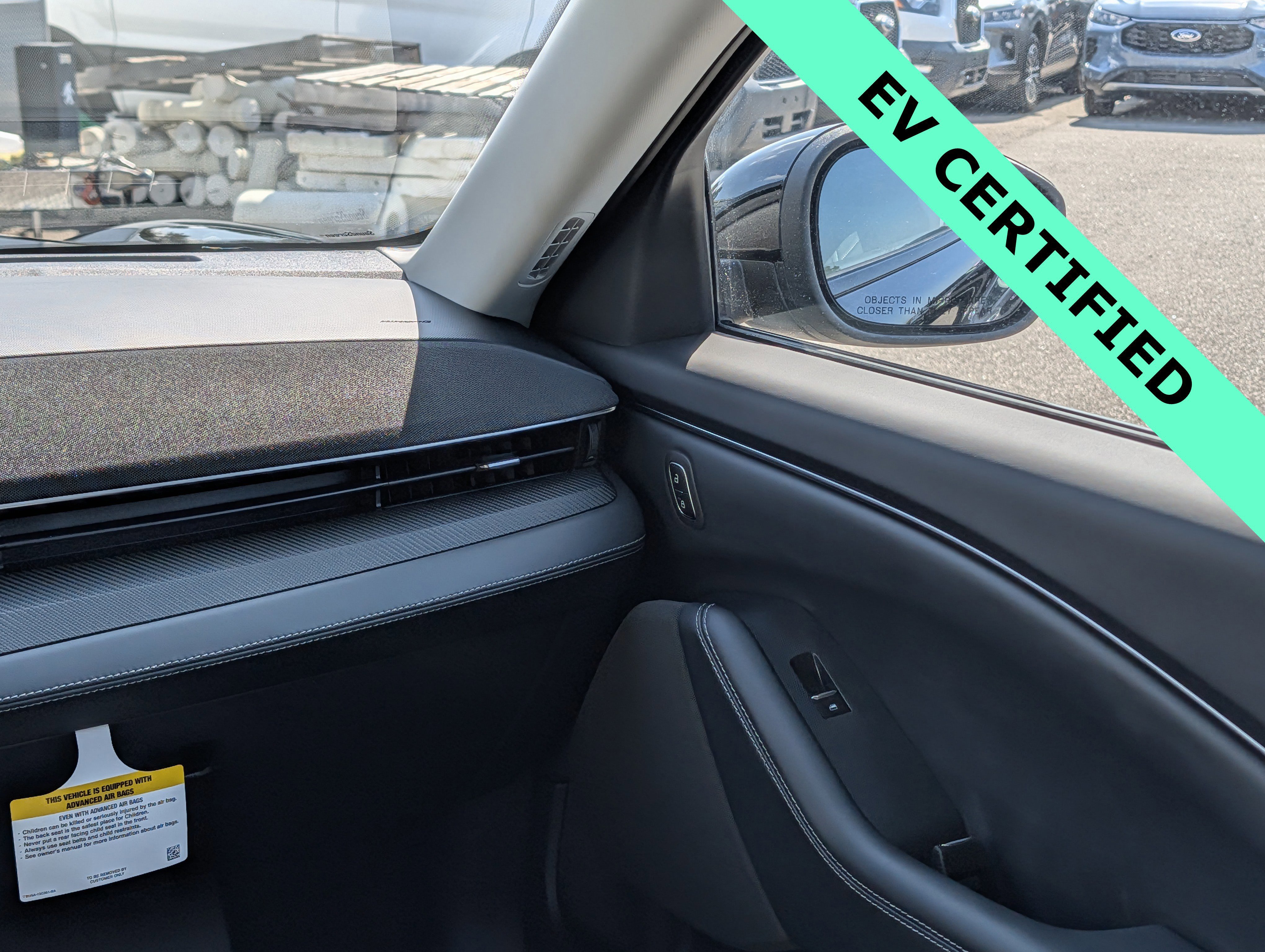 Certified 2025 Ford Mustang Mach-E Select image 17