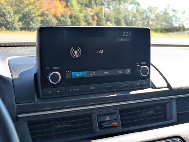 Used 2025 Honda Pilot Sport image 21