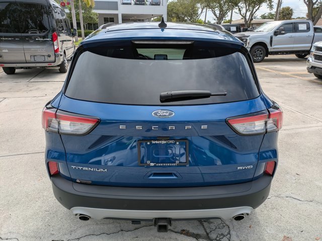 Certified 2022 Ford Escape Titanium w/ Class II Trailer Tow Package image 3