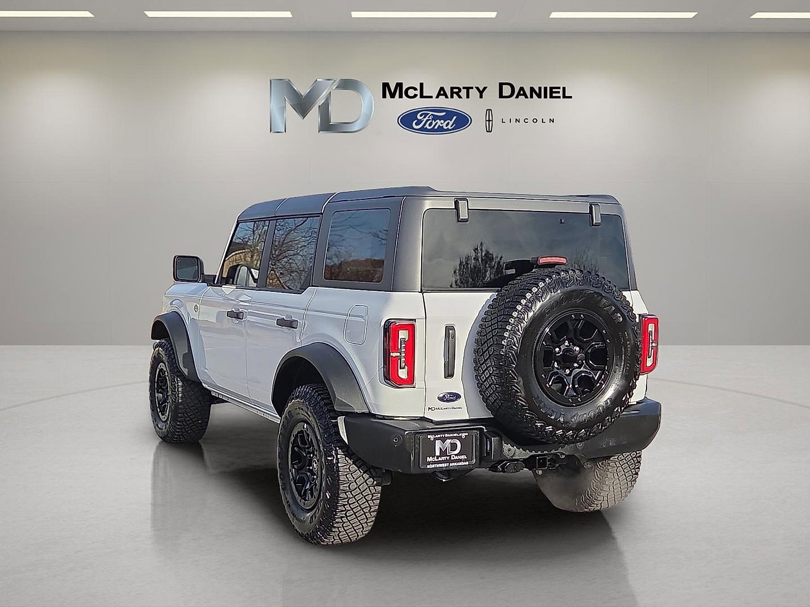 Certified 2023 Ford Bronco Wildtrak image 4