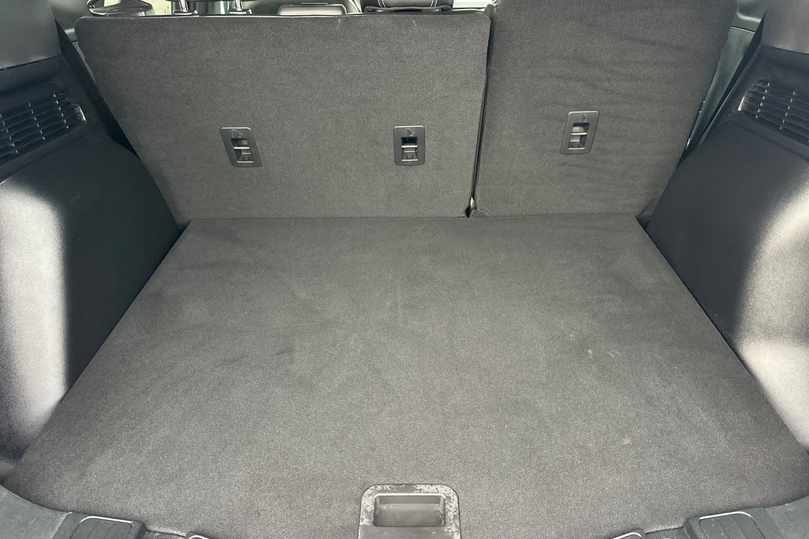 Certified 2025 Ford Escape SE w/ PHEV Premium Package image 15