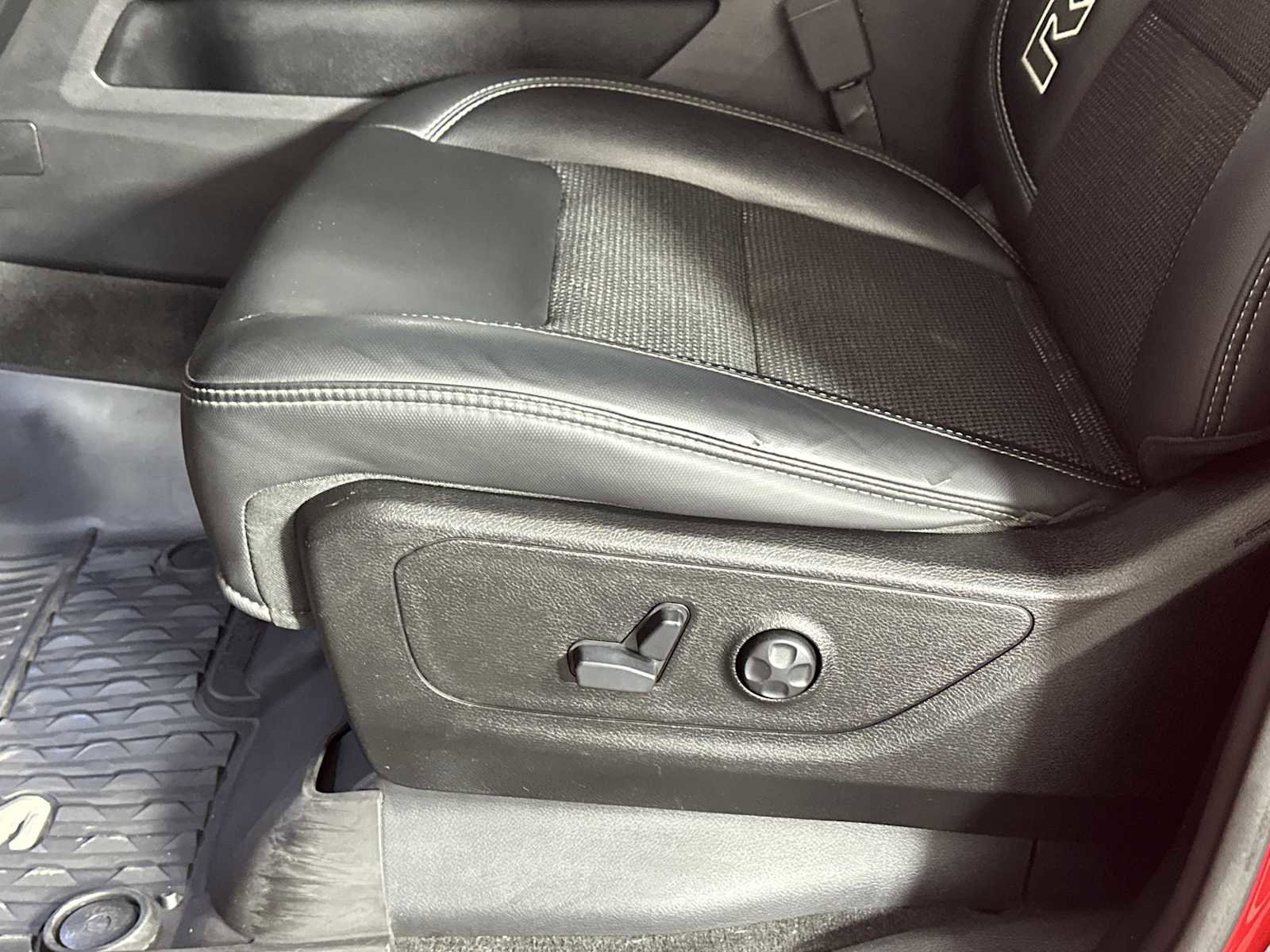 Used 2020 RAM 1500 Rebel w/ Rebel Level 1 Equipment Group AWD/4WD image 8