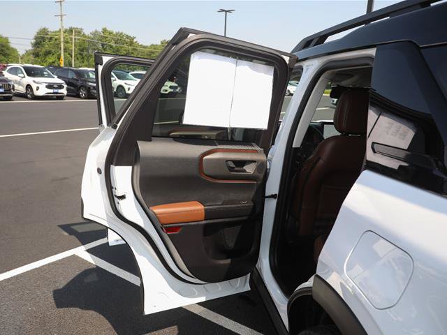 Certified 2025 Ford Bronco Sport Outer Banks w/ Outer Banks Tech Package+ AWD/4WD image 22