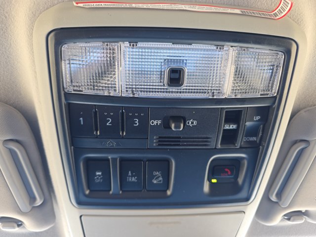 Used 2022 Toyota 4Runner SR5 Premium w/ Moonroof Package AWD/4WD image 28