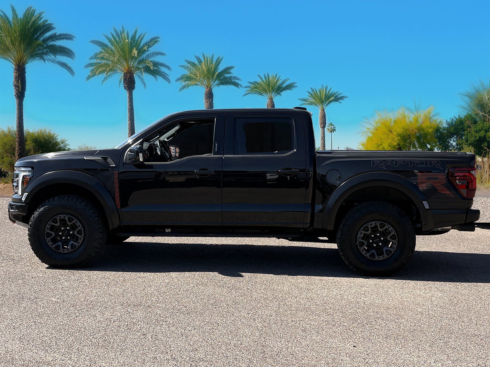 Certified 2024 Ford F150 Raptor w/ Equipment Group 803A Raptor R AWD/4WD image 2