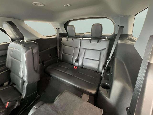 Certified 2024 Ford Explorer XLT w/ Equipment Group 202A AWD/4WD image 19