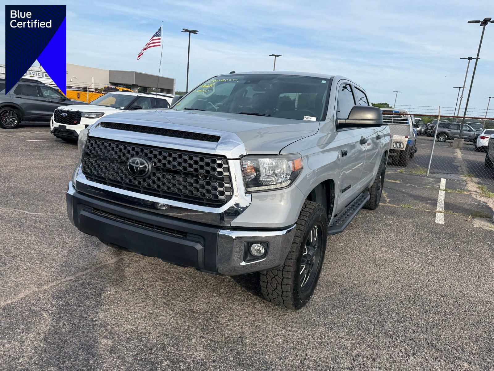 Used 2019 Toyota Tundra SR5 w/ SR5 Upgrade Package AWD/4WD image 1