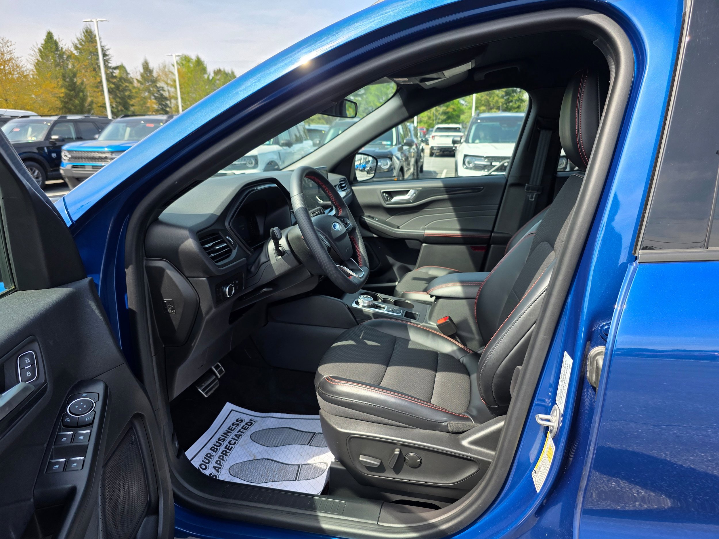 Certified 2023 Ford Escape ST-Line w/ Tech Pack #1 AWD/4WD image 20