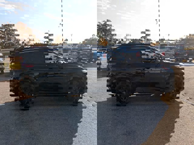 Used 2023 Nissan Rogue SV w/ SV Premium Package image 6