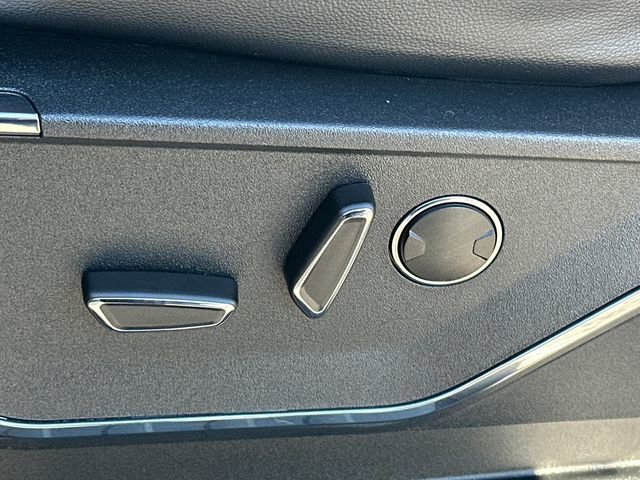 Certified 2023 Ford F150 Lariat w/ Equipment Group 502A High image 41