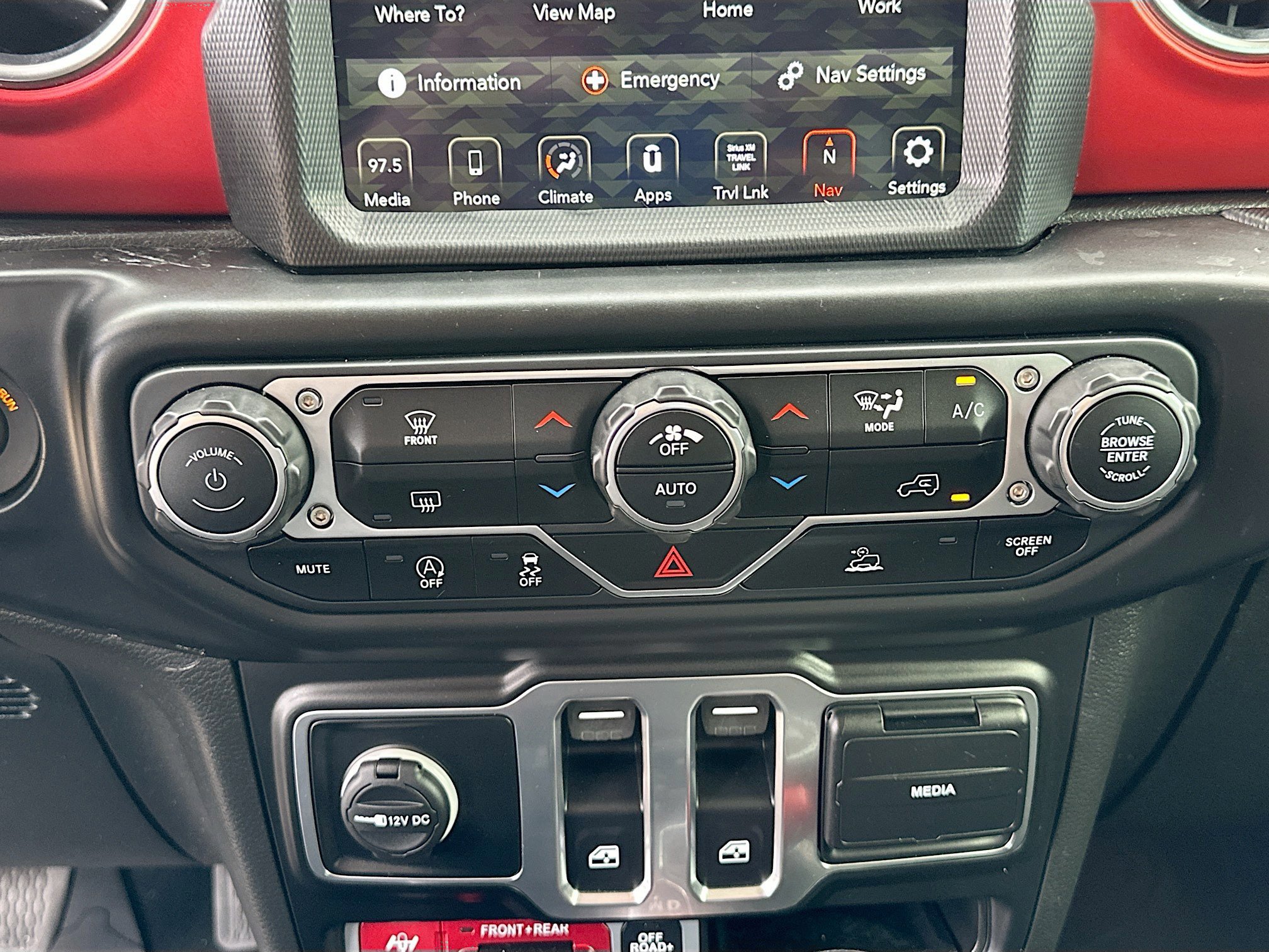 Used 2022 Jeep Wrangler Rubicon image 16