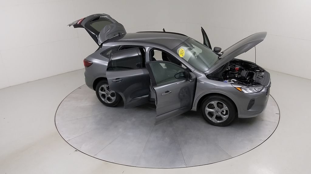 Certified 2024 Ford Escape ST-Line w/ Tech Pack #1 AWD/4WD image 45