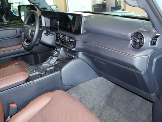 Used 2025 Toyota Land Cruiser AWD/4WD image 17