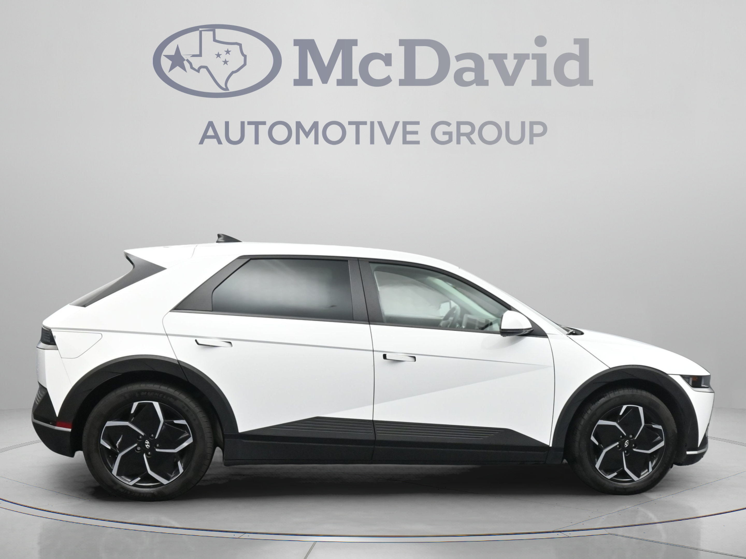 Used 2024 Hyundai Ioniq 5 SEL RWD image 9