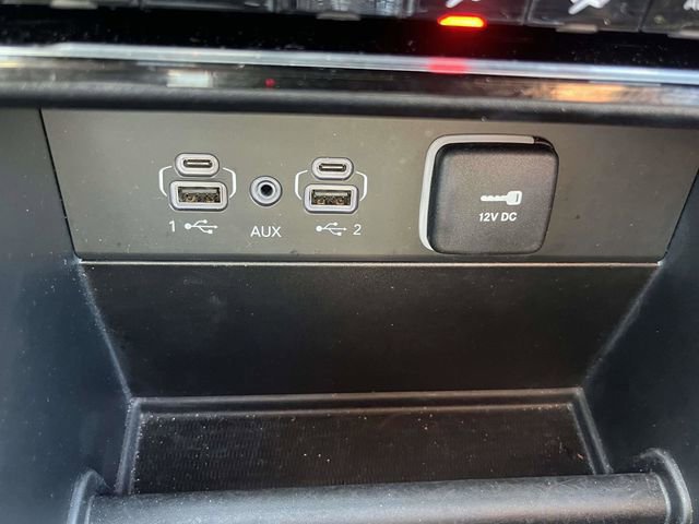 Used 2025 Jeep Grand Cherokee Summit image 19