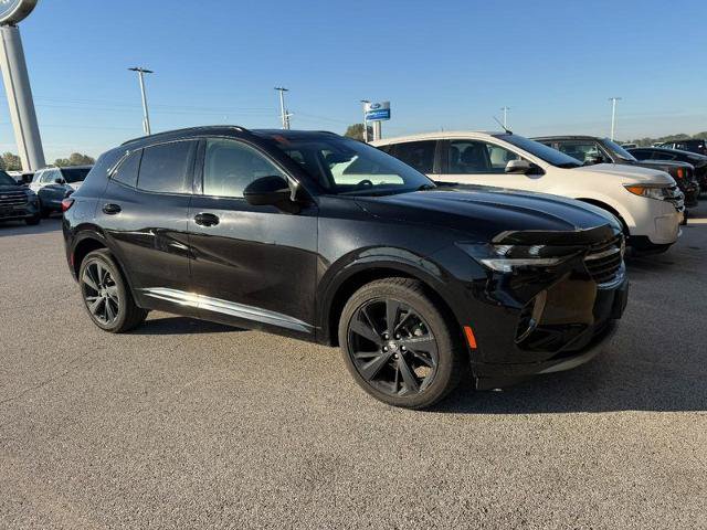 Used 2023 Buick Envision Preferred FWD image 3