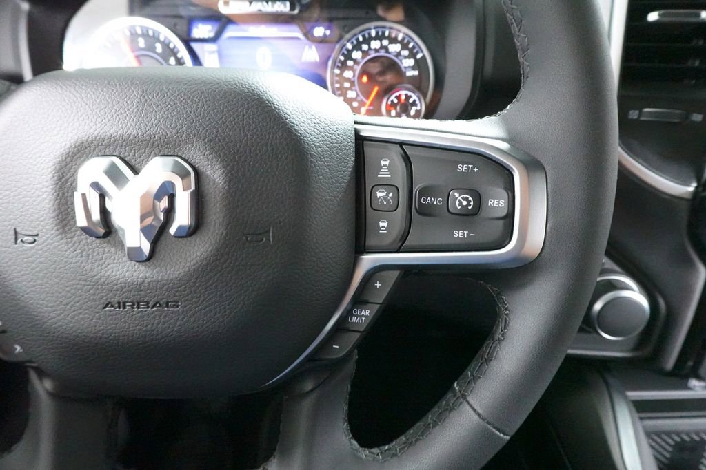 Used 2025 RAM 1500 Big Horn AWD/4WD image 14