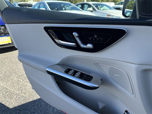 Used 2024 Mercedes-Benz C 300 4MATIC Sedan image 31