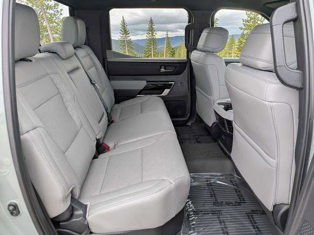 Used 2025 Toyota Tundra Limited AWD/4WD image 18