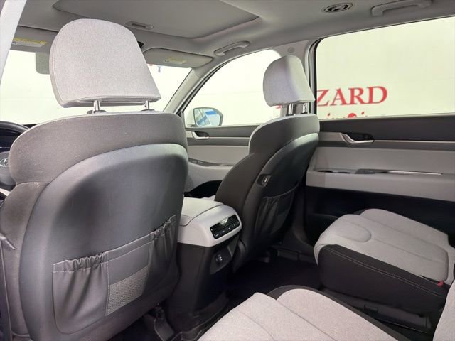Used 2022 Hyundai Palisade SEL w/ Cargo Package FWD image 14