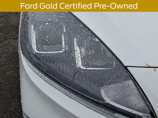Certified 2022 Ford Escape SE w/ SE Sport Appearance Package image 12